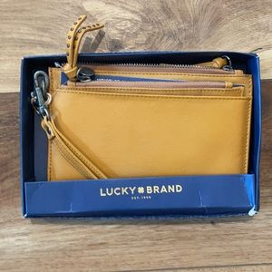 Lucky Brand wristlet